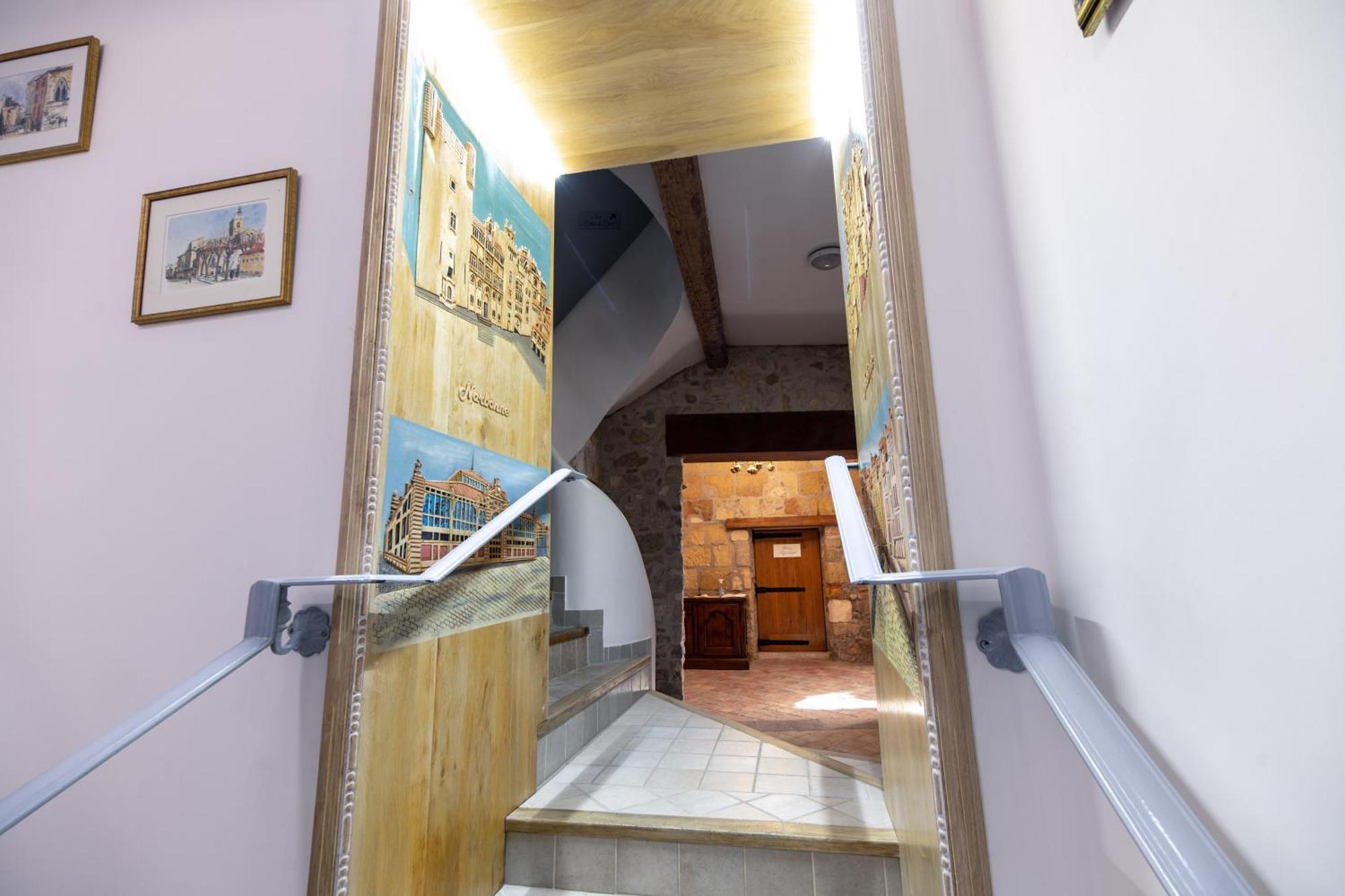 Chambre Familiale Du Couvent Narbonne Ngoại thất bức ảnh