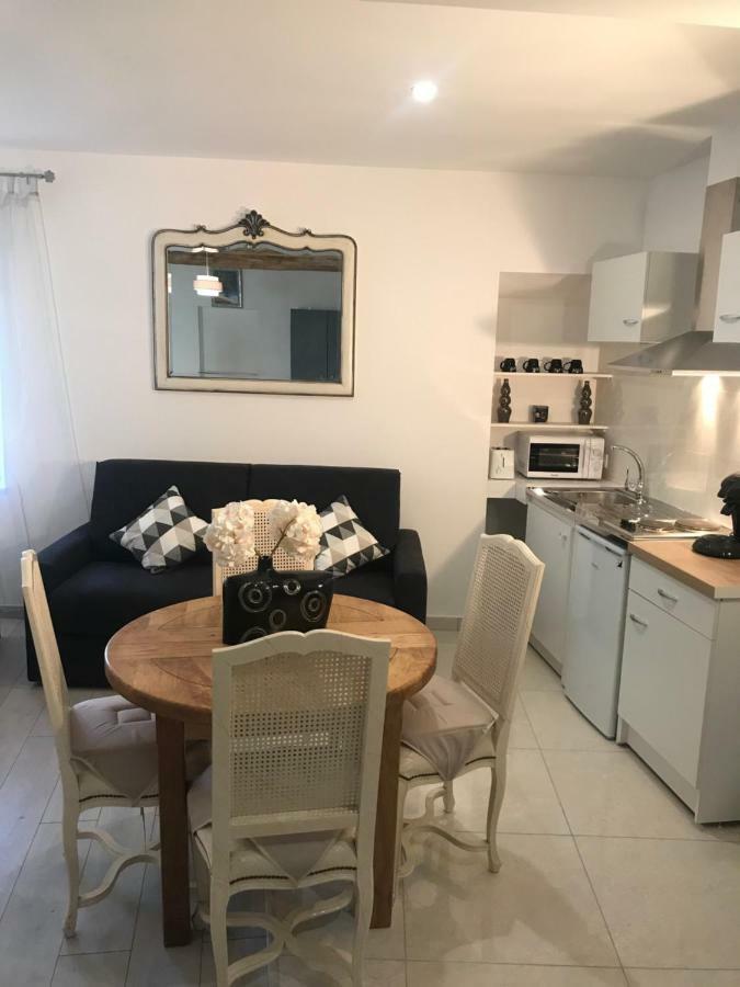 Chambre Familiale Du Couvent Narbonne Ngoại thất bức ảnh
